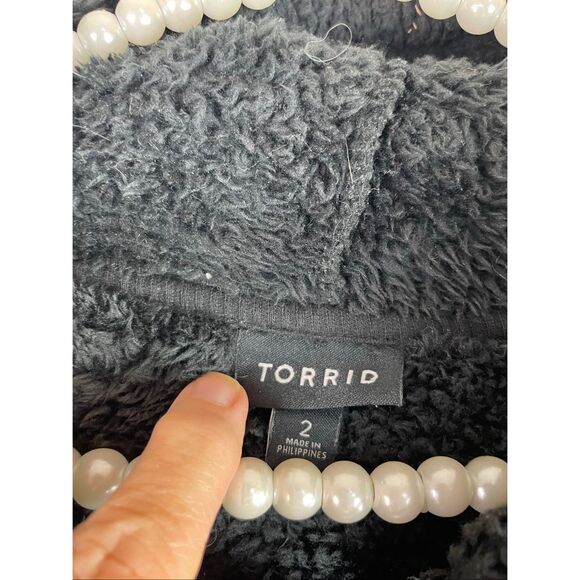 Torrid Black Cozy Zip Up Fuzzy Cat Face Hoodie Plus Size 2 - Picture 3 of 4